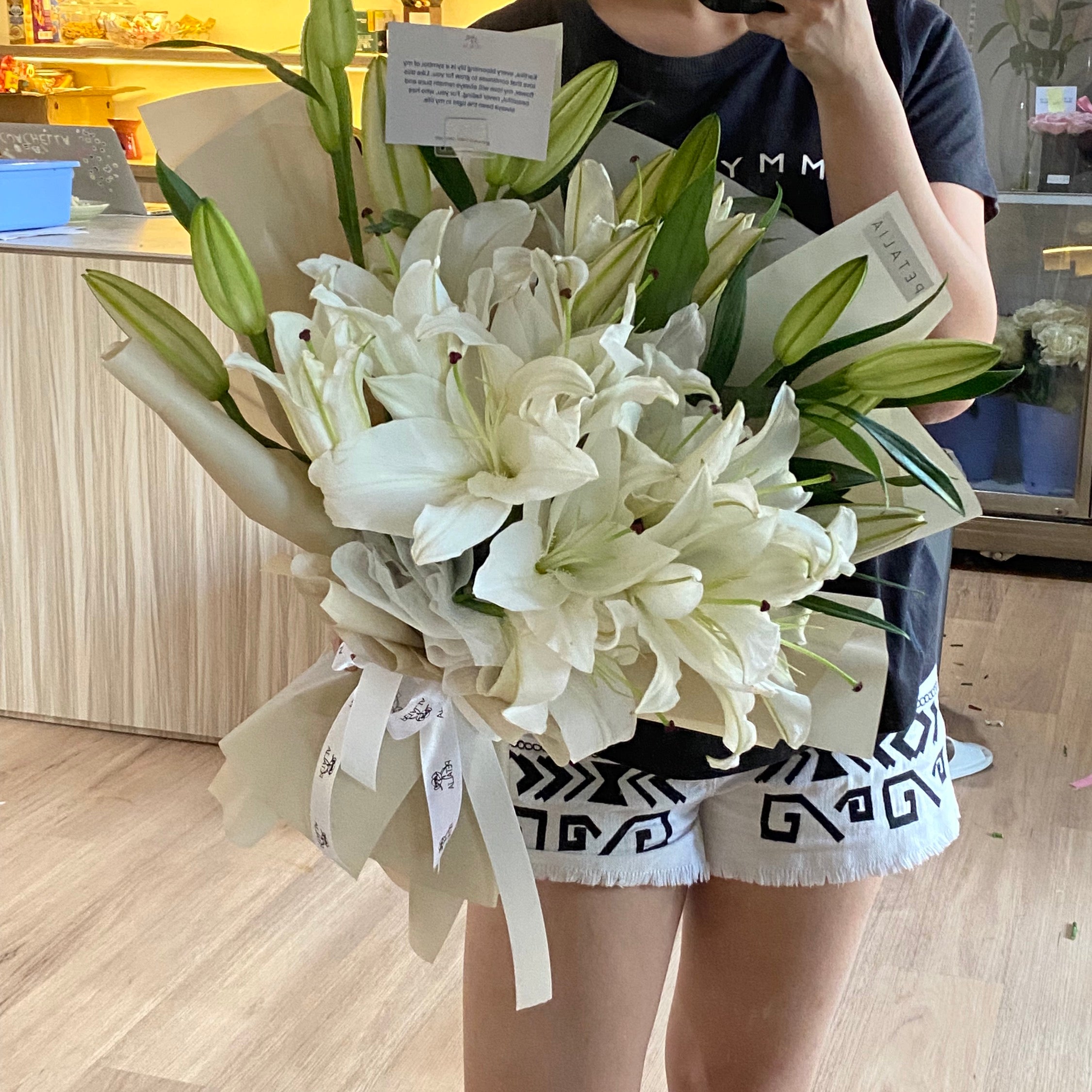 Lily Elegance