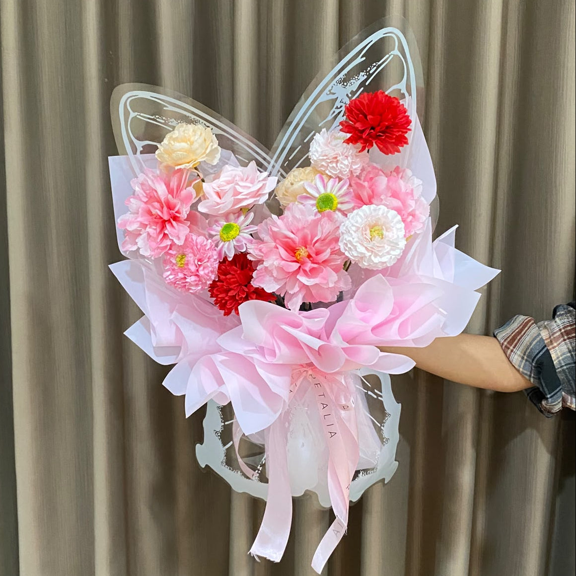 Erin Bouquet (ARTIFICIAL)